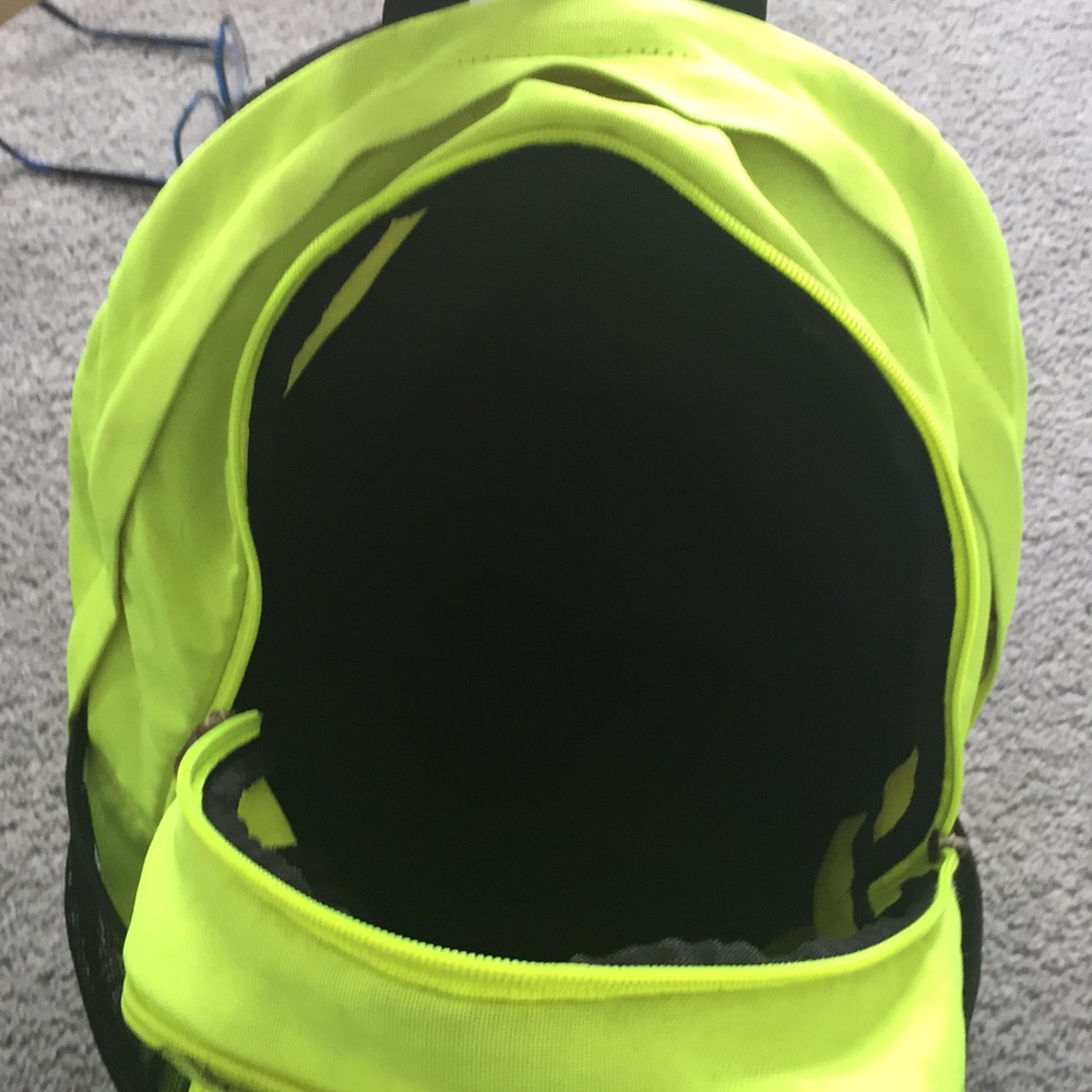 Nike Backpack - Picture 6 of 8
